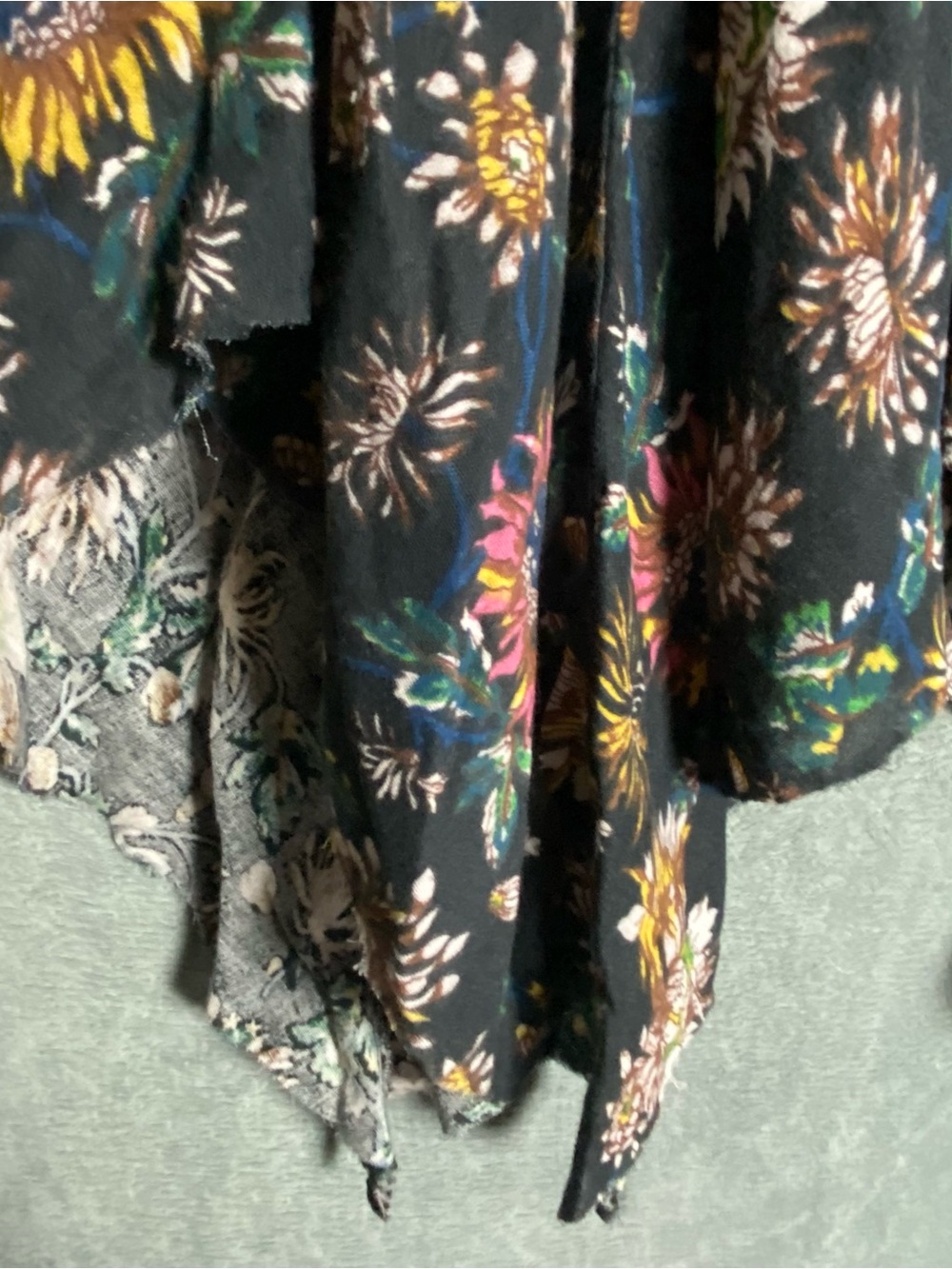 Dark Floral Handkerchief Hem Skirt asymmetrical size XS/ small lagenlook boho - Picture 9 of 9